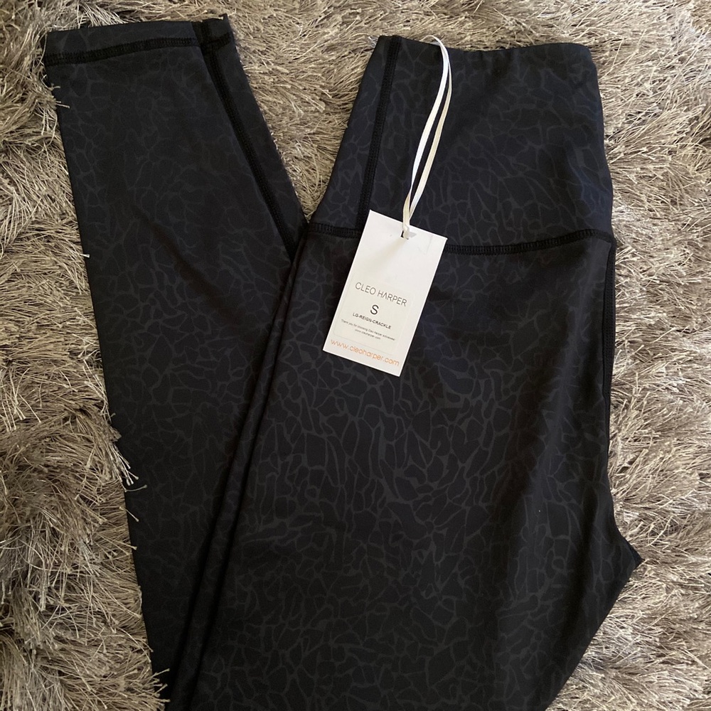 Cleo Harper crackle leggings